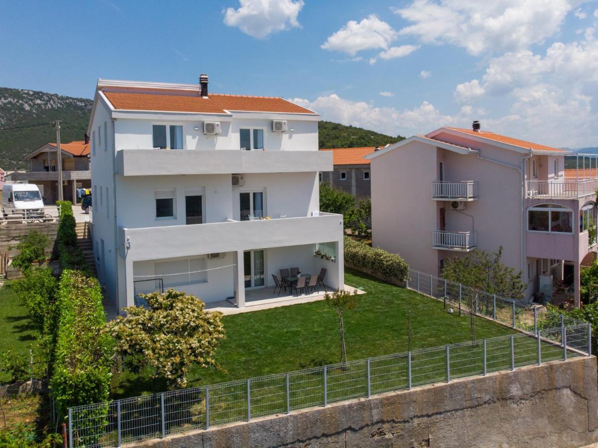 Apartmani Mate Neum Buitenkant foto